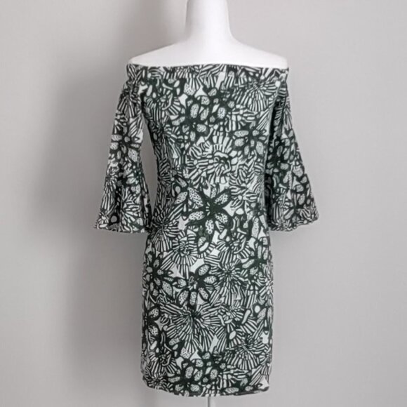 New Off Shoulder bell sleeves Dress Size 4 - Picture 2 of 6